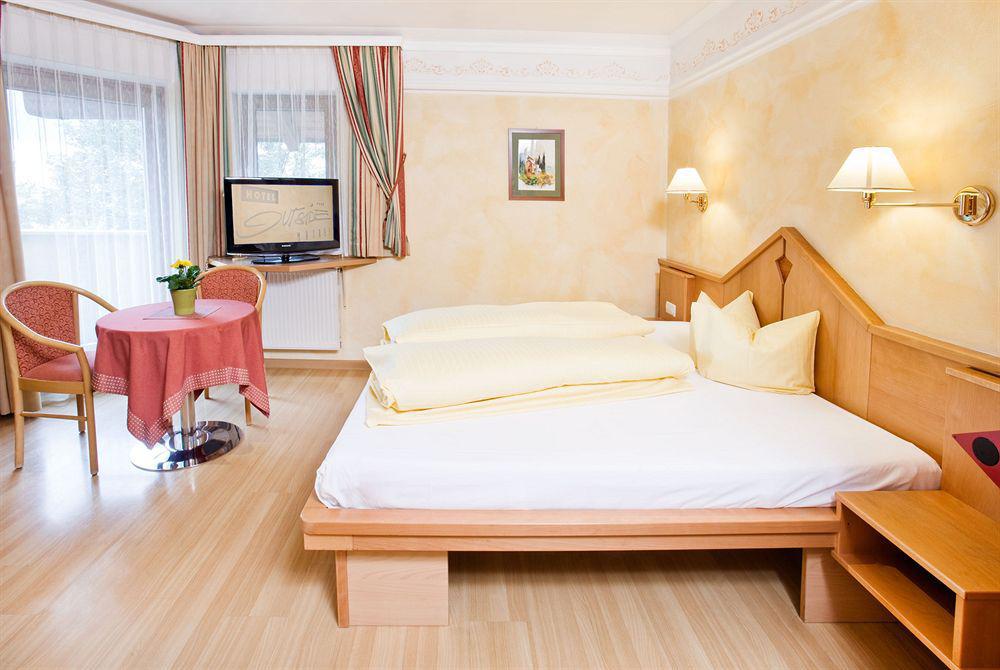 Spa & Naturhotel Outside Matrei in Osttirol Exterior photo